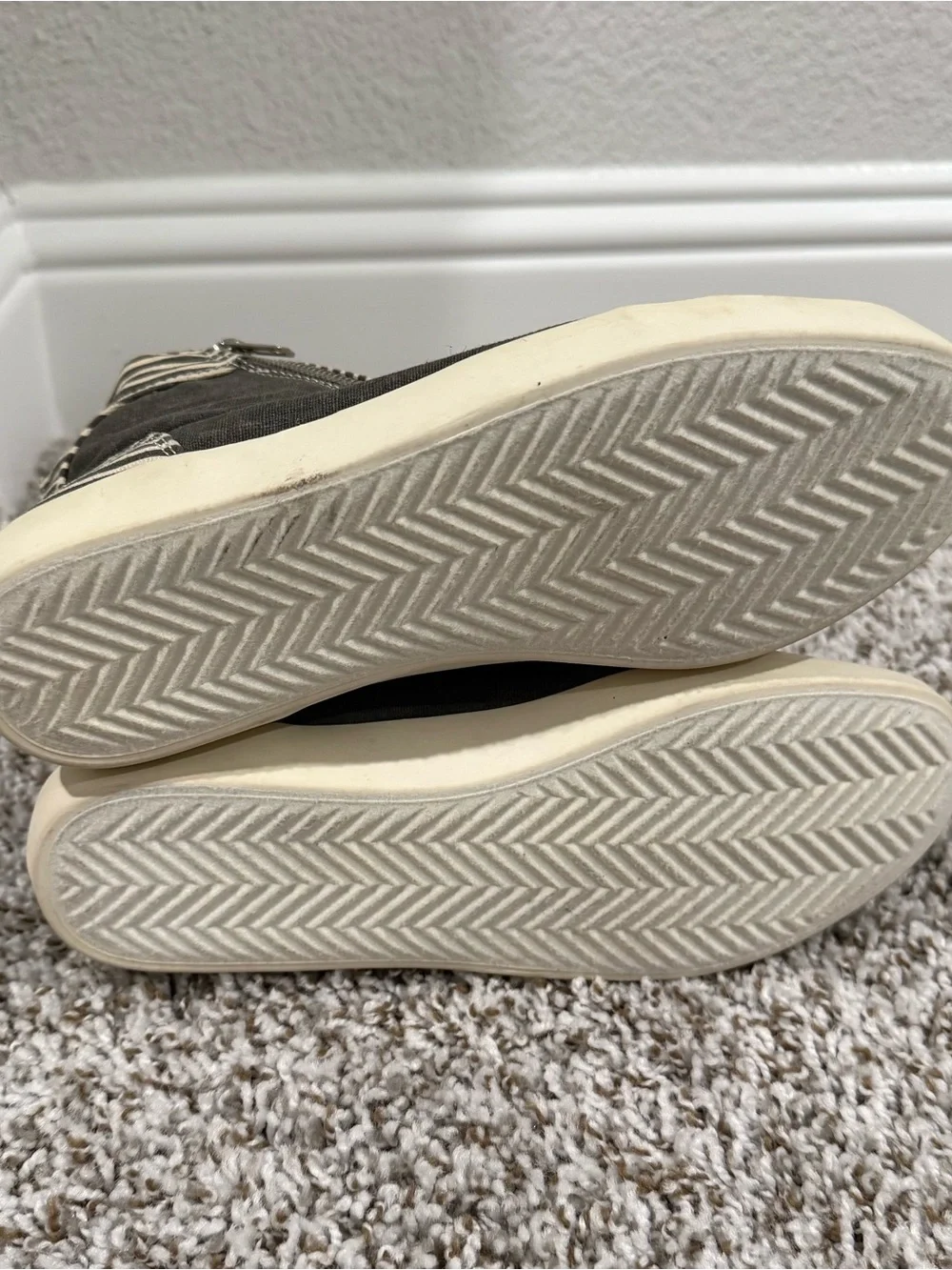 Forever 21 Black & Cream Striped High-Top Sneakers
